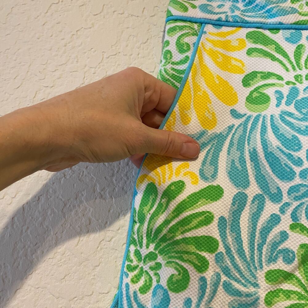 Elizabeth Mckay Hayden Short Size 2 Blue Green Stretch Resort Beach Vacay‎ NWT - Picture 2 of 10